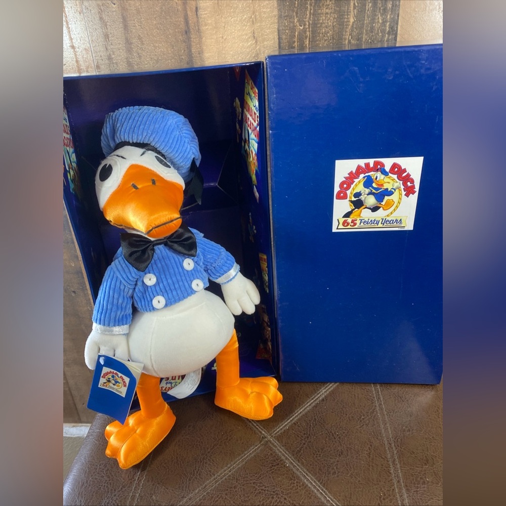 DISNEY DONALD DUCK Plush Doll "65 FEISTY YEARS"‎ Vintage ORIGINAL BOX 13" 1999